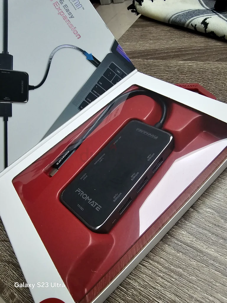 ProMate Ultra-Compact 8-in-1 USB Hub with Power Delivery63261281056131111