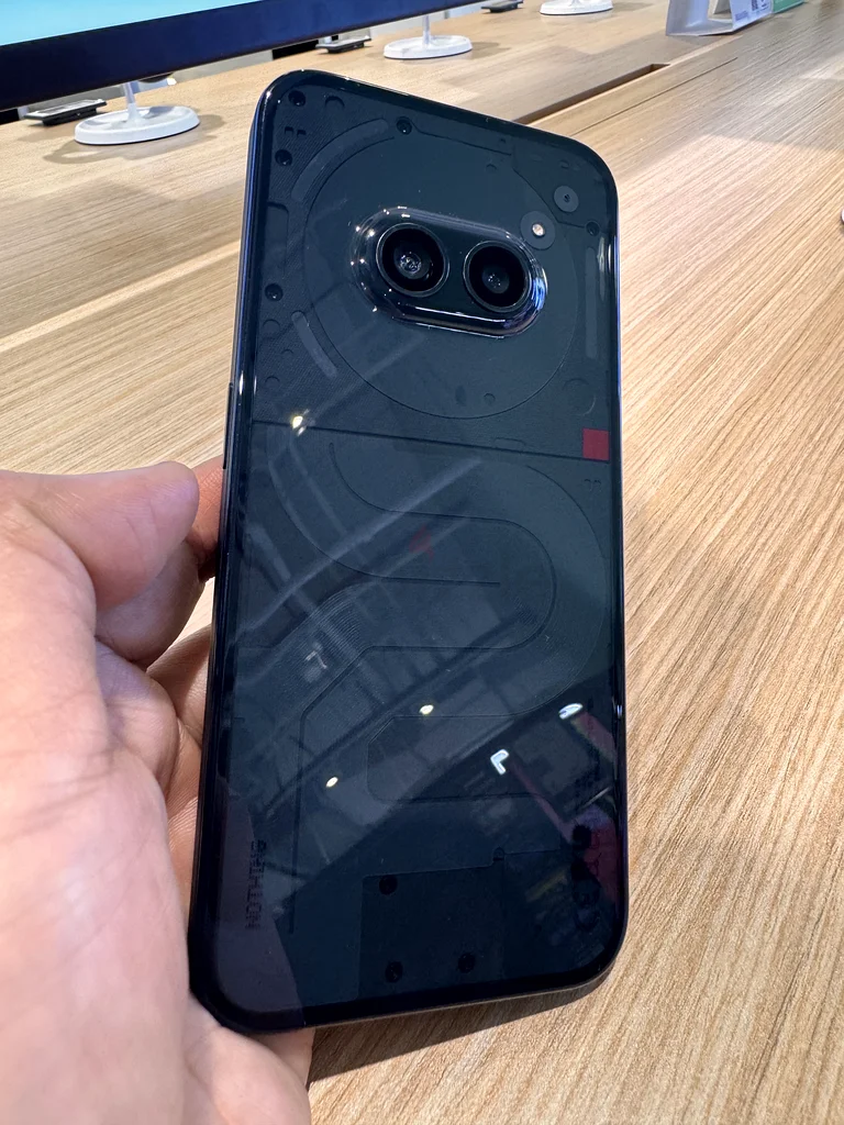 Nothing Phone 2A63183247866114111