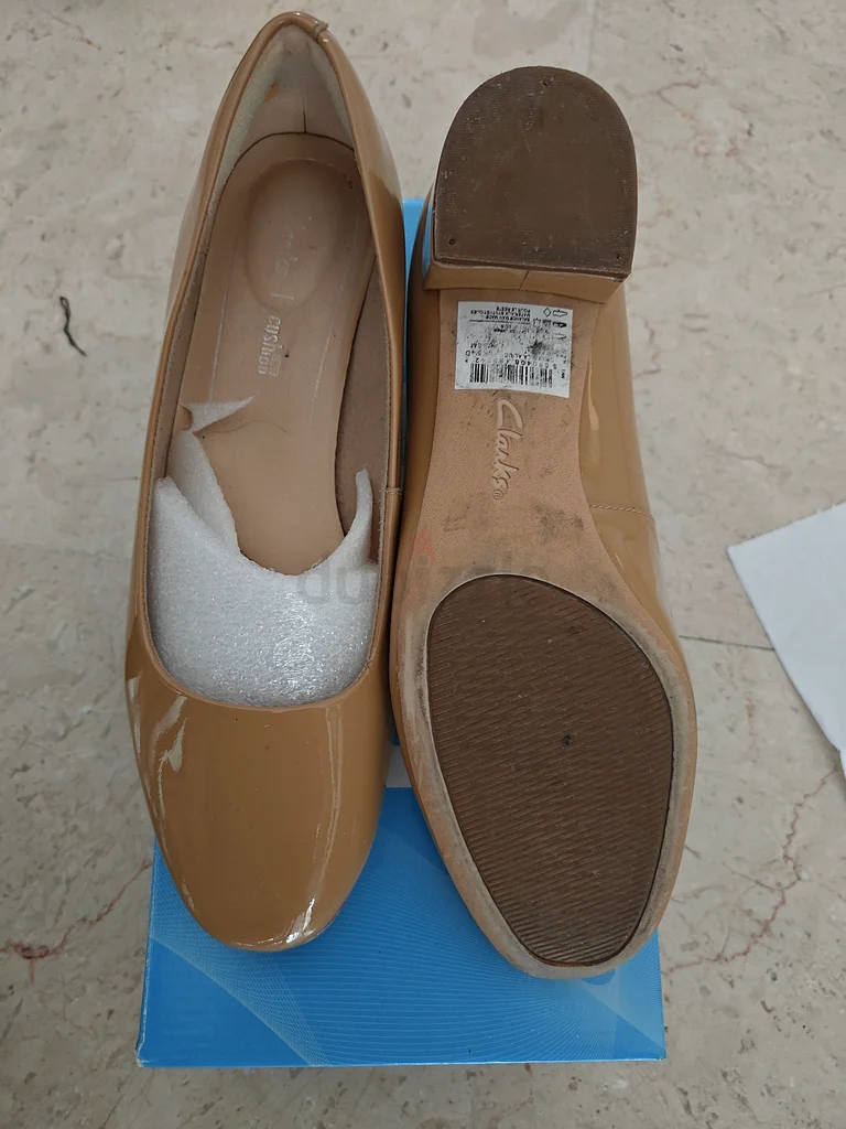 Elegant Clarks Womens Heels - Size Perfect for Formal Occasions63240135617923112