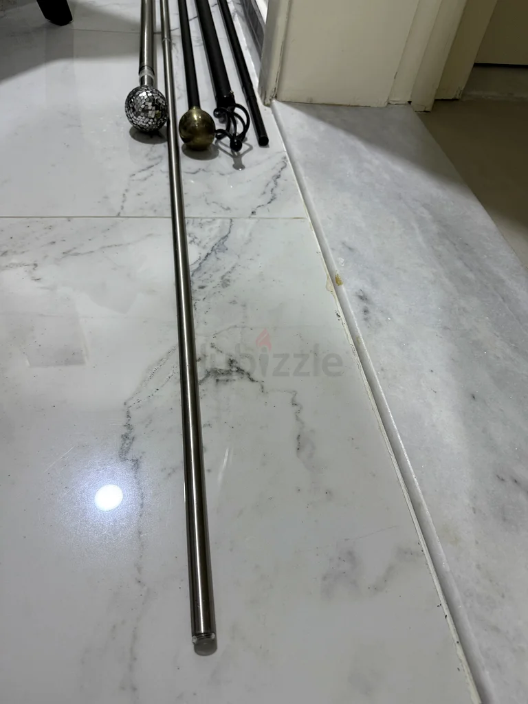 أطقم قضبان الستائر الأنيقة – عزز ديكور منزلك!63190120470019111