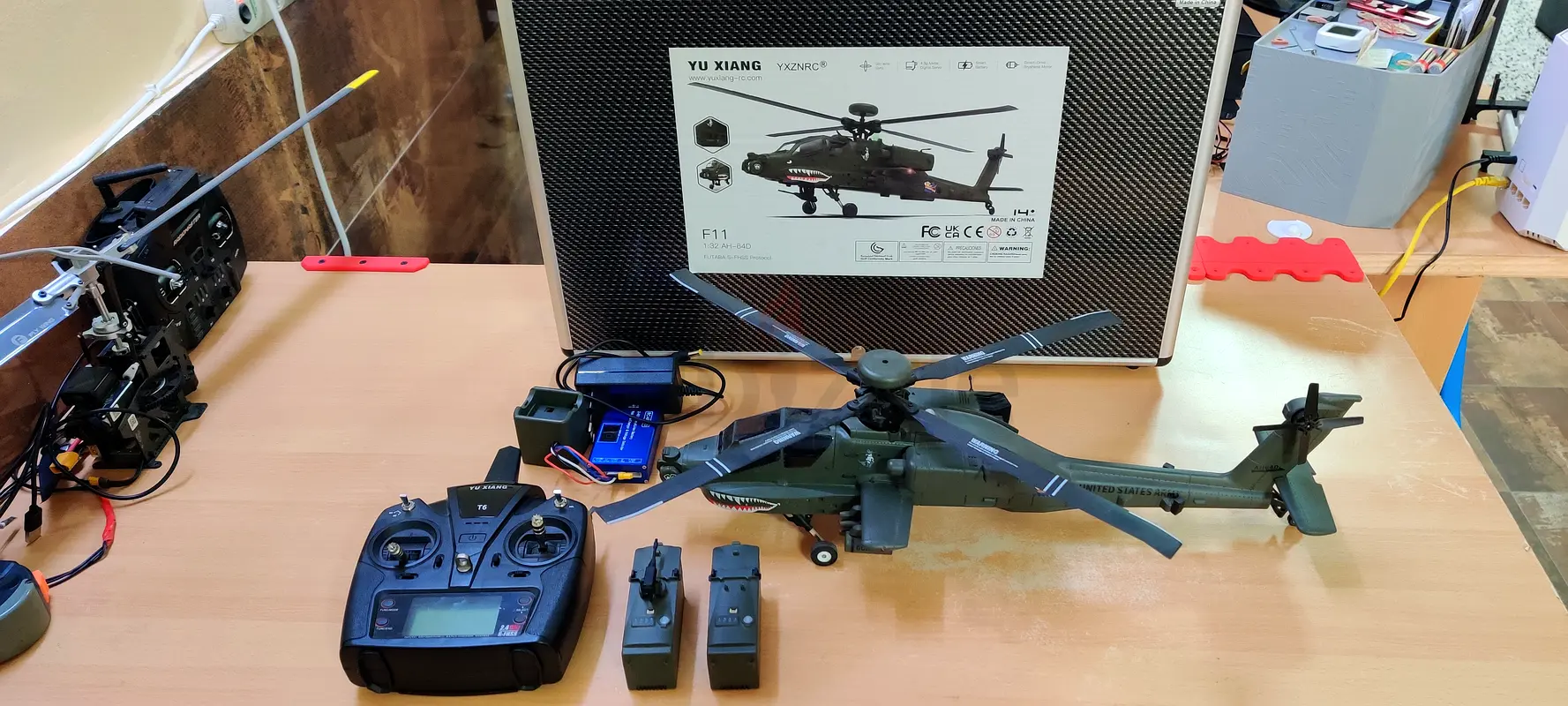 Yuxiang F11 Apache RC helicopter RTF with two batteries