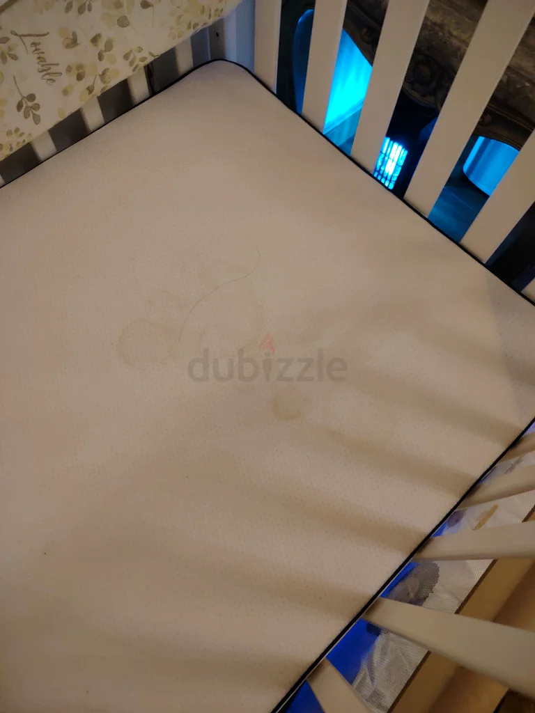 سرير الطفل ومرتبة السرير63230185621250113