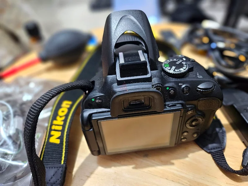 كاميرا نيكون D5100 رقمية أحادية العدسة63241128518785111