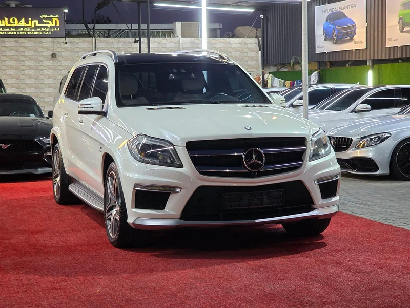 مرسيدس GL63 AMG
موديل : 2014
ممشى : 173000 كم
السعر : 80000 درهم
مواصفات خليجية
 مفتاحين الوكالة63145811365121112