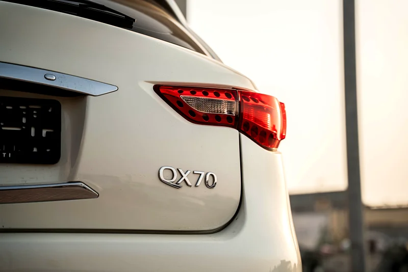 Infiniti QX70 Luxury 2019 GCC 3.7L V6 Full Service History63154620023041114