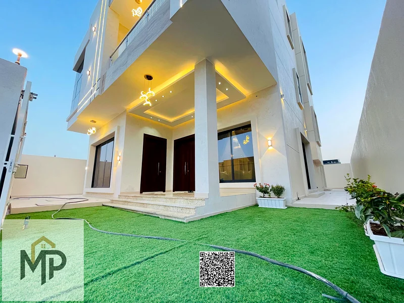 A distinctive villa for sale in Al Helio 2 🏡, including luxurious furniture 🛋️, air conditioners ❄️, and full registration 📑 fees ready for IMEDI.63897311422466114
