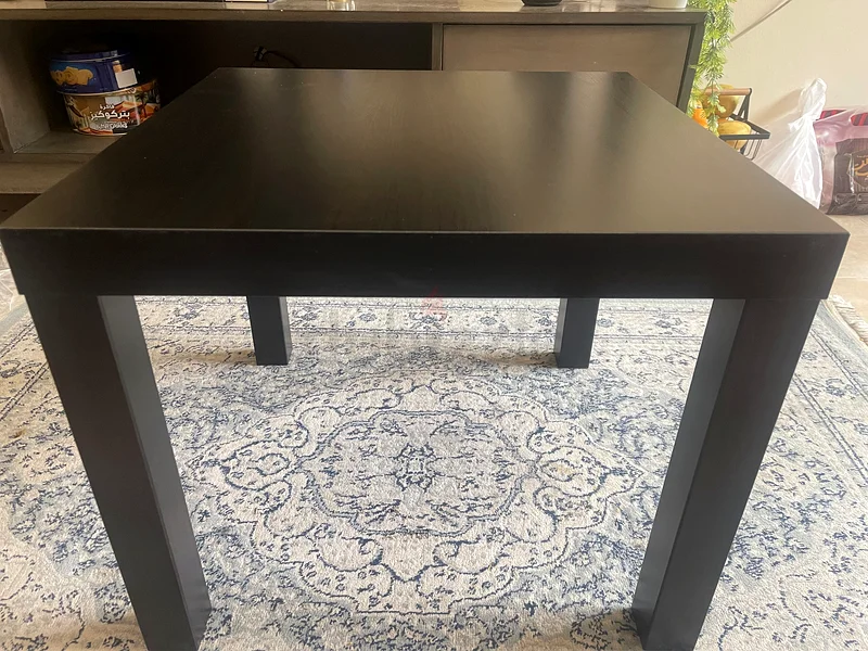 طاولة شاي جديدة سوداء مربعة أنيقة - مثالية للمنازل العصرية! إيكيا63179390688769113