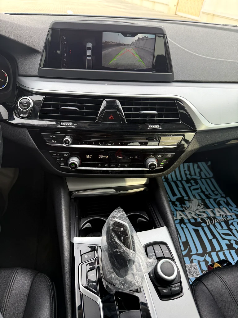 طراز BMW 520i عام 2019 لدول مجلس التعاون الخليجي63228784985347111