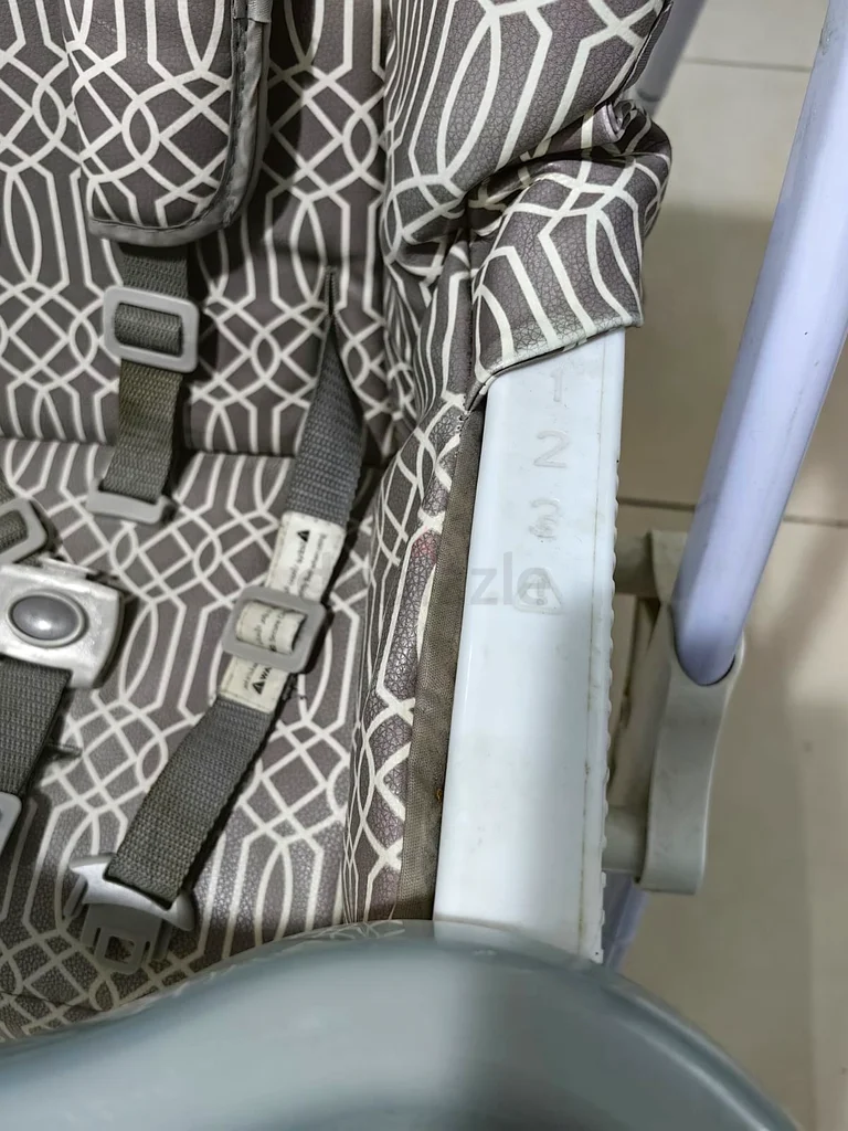 Elegant and Cozy Baby High Chair for Sale!63230186763779113