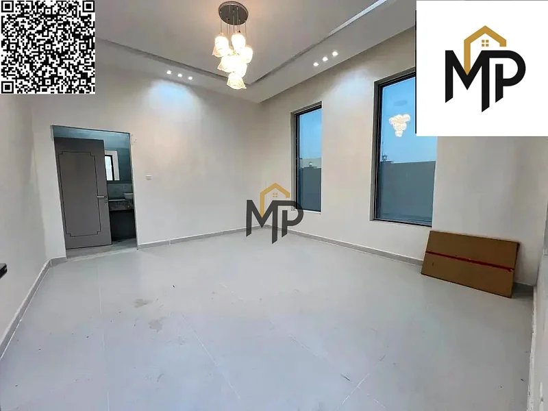 Own a corner villa and invest in a sophisticated style in a luxurious villa in the heart of Al Helio 2, including registration fees.63897419940353114