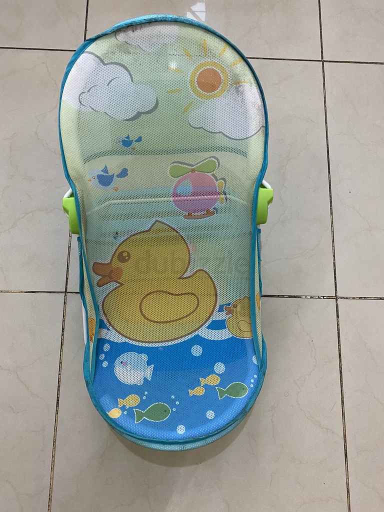 Cute and Comfortable Baby Bath Seat with Duck Design631752797602591114