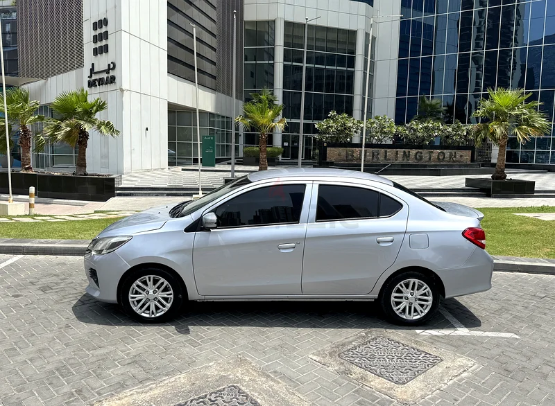 Mitsubishi Attrage GCC 2022 Silver63152750675202112