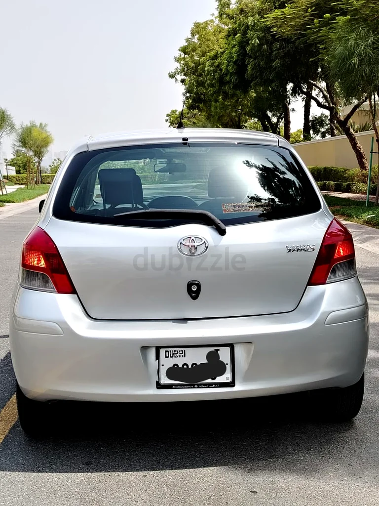 تويوتا ياريس 2009 للبيع63147210057218112