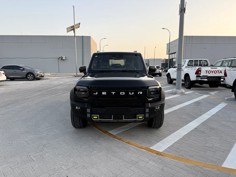 Geely T2 LUXURY Black / Gray 8-speed Crystal Gear Shift, Pilot Seats with External and Internal Cameras 202563174302599555114