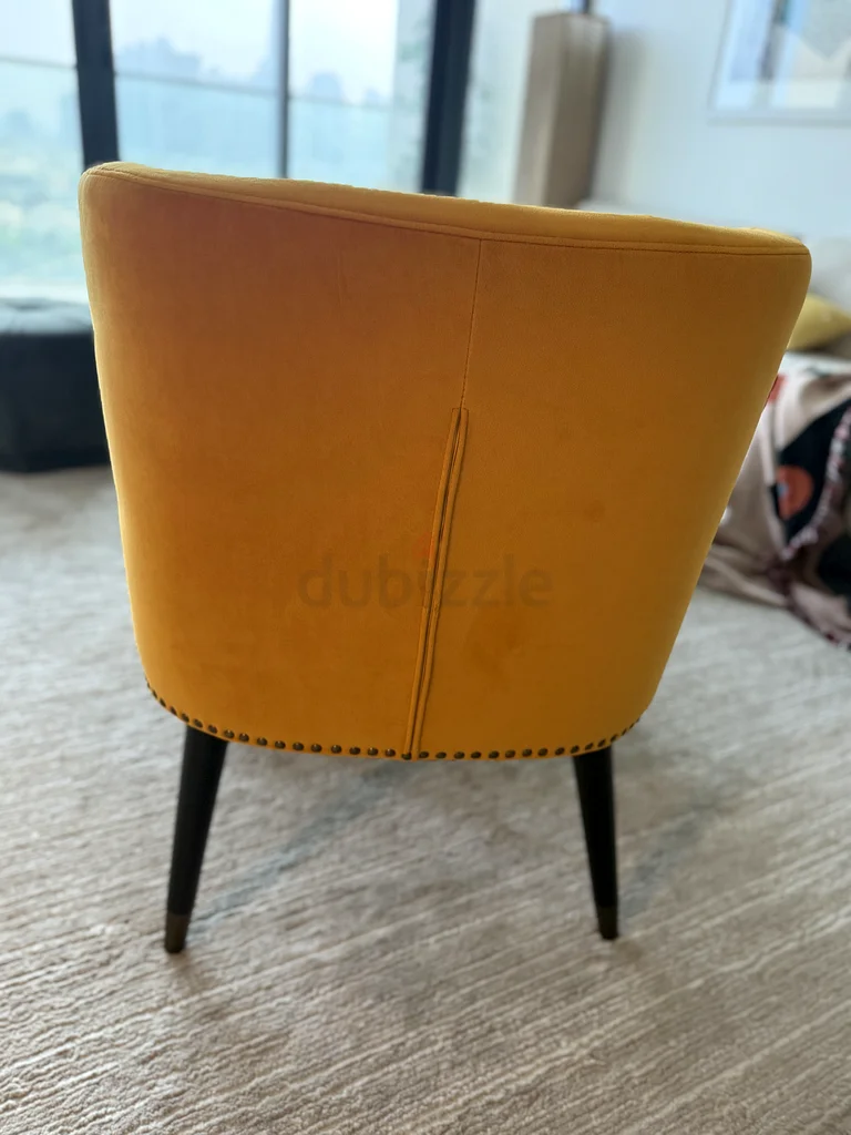 Stylish Yellow Velvet Accent Chair63191607536514111