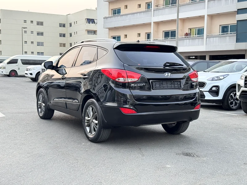 HYUNDAI TUCSON 2015 GCC SPEC, ACCIDENT FREE ,FULLY AUTOMATIC , 2 YEAR LOAN ALSO POSSIBLE63233102681601113