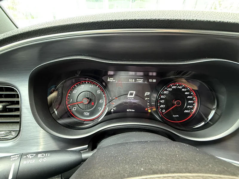 Dodge Charger SXT. GCC. Less KM. Alpine sound. 20” rims. Black edition+spoilers63152751039746112