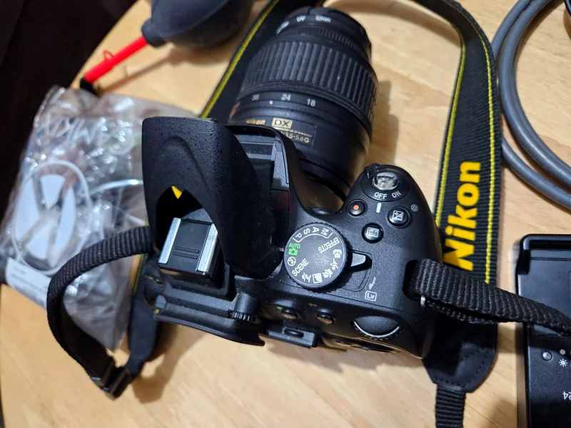 كاميرا نيكون D5100 رقمية أحادية العدسة63241128518785112