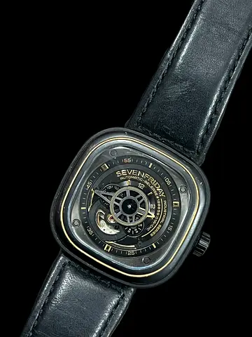 Seven Friday watch automatic slightly used