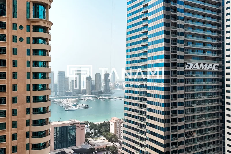 طابق عالي I موقع متميز I إطلالة على البحر64040580819585112