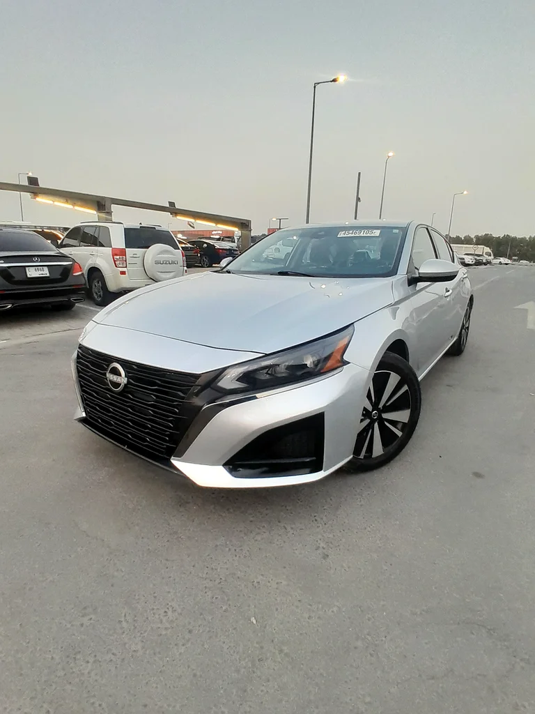 Nissan altima 202163233102625667115