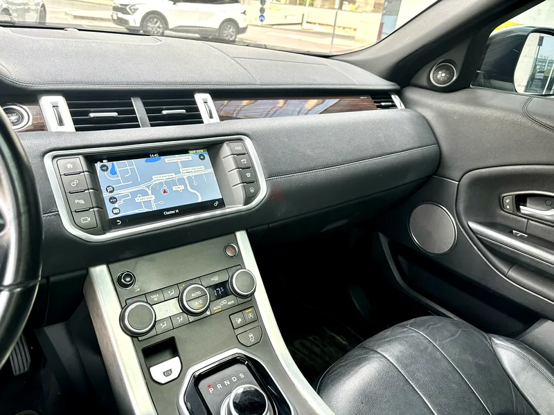 Range Rover Evoque 2017 – Full Option | GCC | Excellent Condition | agency service history63159713659779112