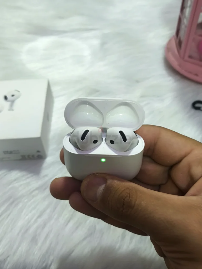 إيربودز 4 مع إلغاء الضوضاء63222844132227111