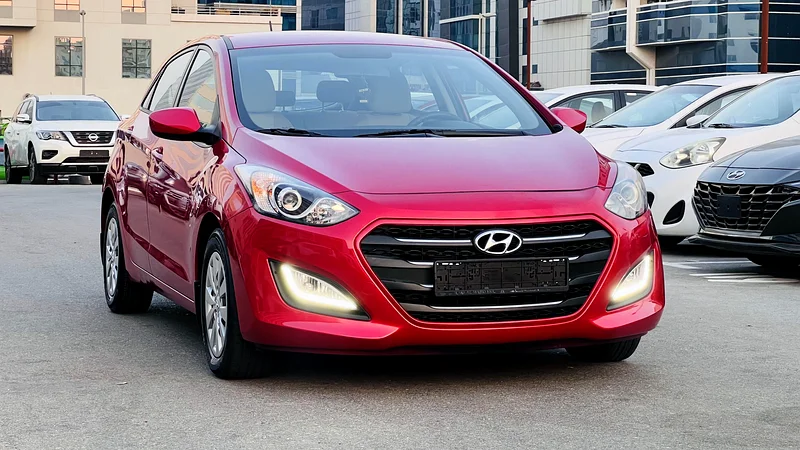 I30 GCC SPEC SINGLE OWNER, ACCIDENT FREE,FULLY AUTOMATIC, 100% BANK LOAN, NO DOWN PAYMENT63176167681027113