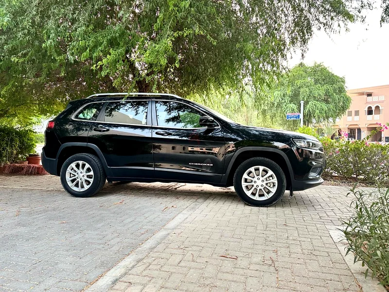 جهاز تكييف مع سجل صيانة كامل، طلاء أصلي، تم قيادته من قبل سيدة63171296809091113
