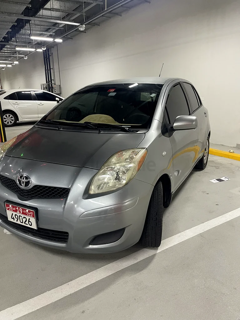 Toyota yaris 201063165693608963111