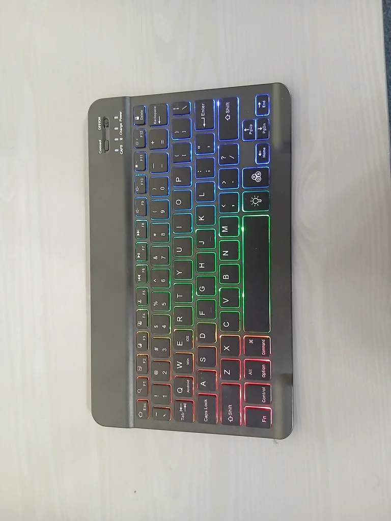 Sleek Bluetooth Keyboard - Perfect for Your Device!63254496058370112