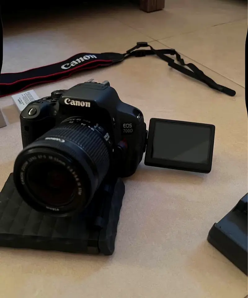 Canon 700d rebel t5i with 18-55mm IS STM Lems