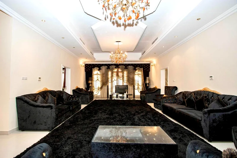 فيلا فاخرة (مباشرة من المالك)63130075082882113