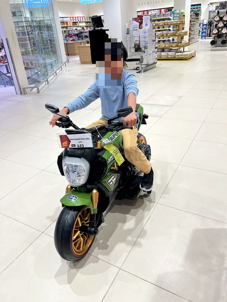 Kids Electric Ride-On Motorcycle - Heavy Duty up to 8 Years old63226781642627110
