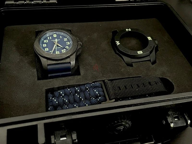 Victorinox Inox Carbon Watch63240636007810111