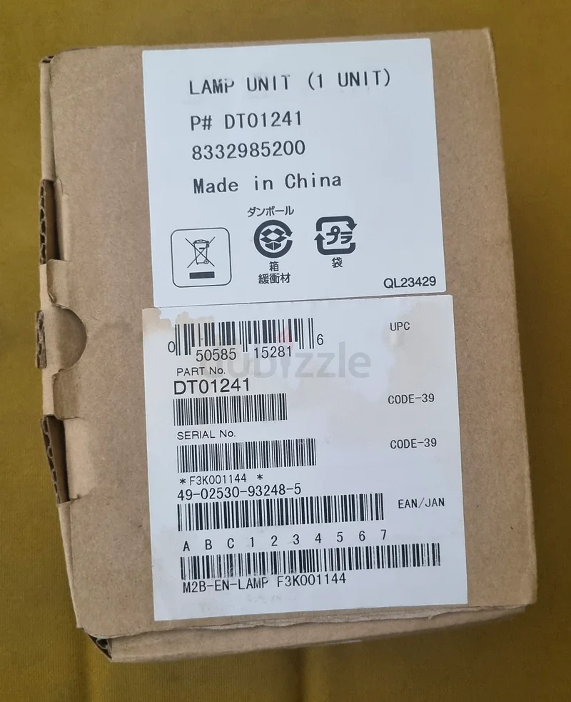 مصباح بديل لجهاز العرض هيتاشي CP-RX94632629360686111118