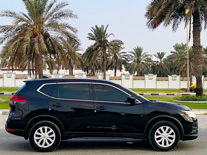 Nissan Rouge 2018 - Excellent condition - Four-wheel drive - Like new car - Inspection report attached63231639337731113