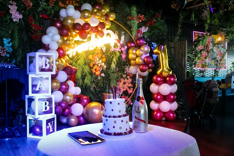 Your photographer for small events63216359894659114