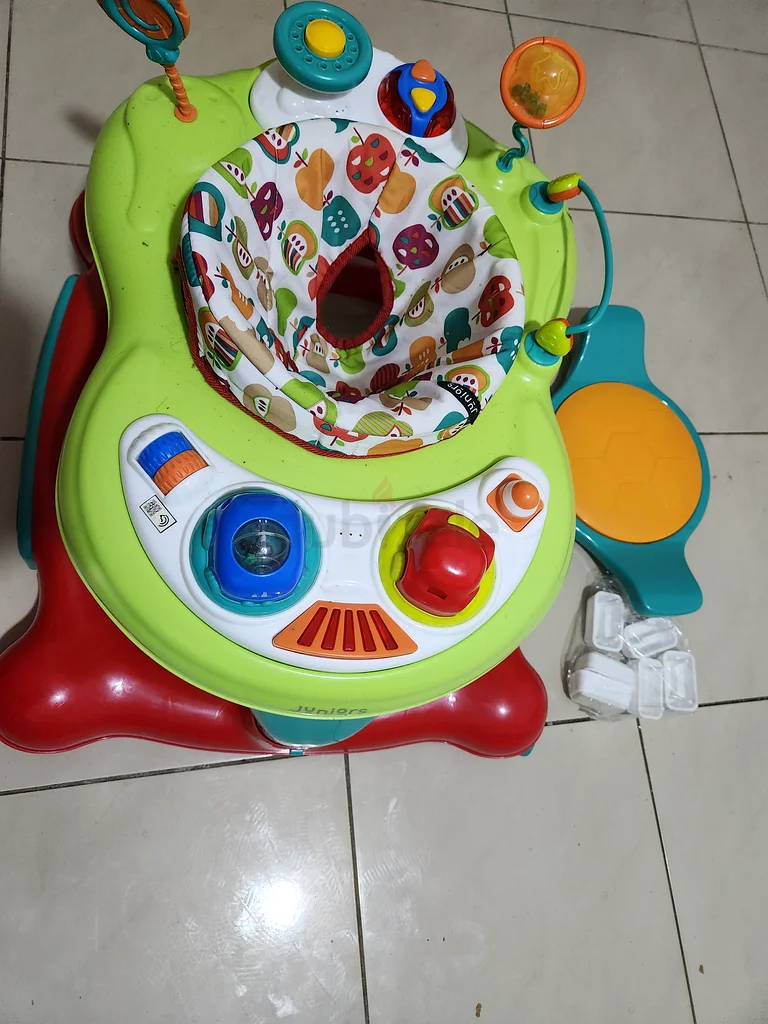 مشاية أطفال صغار63204860382465111