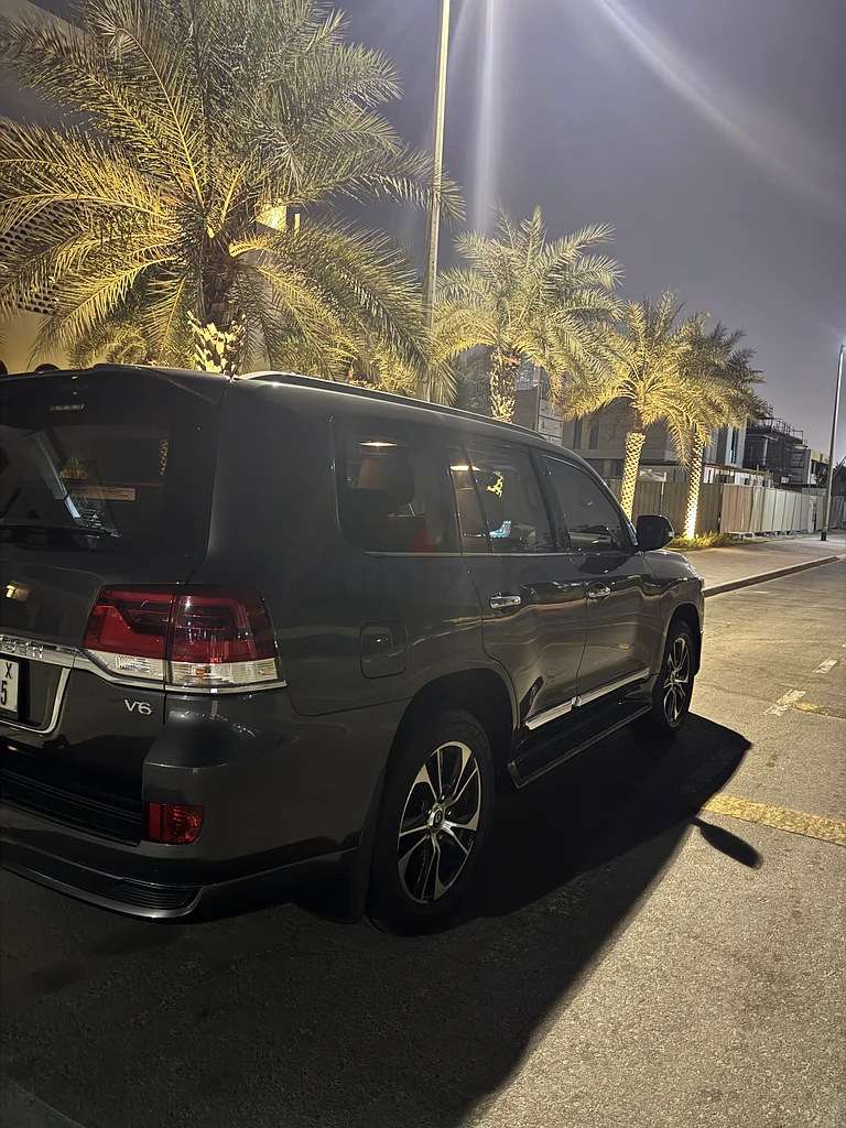 Toyota Land Cruiser 2021 GCC V6 GXR grand touring original paint Top option sunroof single owner63157882841985113
