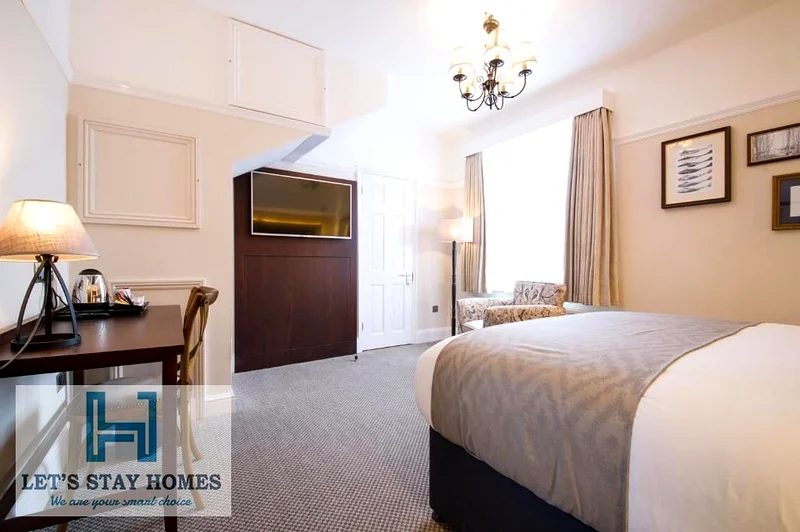 Hot Deal I Furnished I Kitchen | Monthly Payment I Near Metro | Wi-Fi | Weekly Housekeeping I All Bills Paid63169920624129113