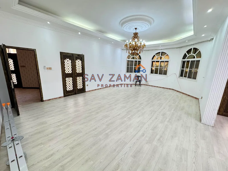 SPACIOUS 5BR MAIDS DRIVER PRIVATE POOL GARDEN INDEPENDENT VILLA63654980928001114