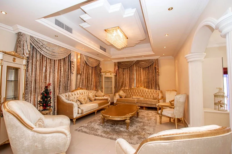 فيلا فاخرة (مباشرة من المالك)63130075082882112