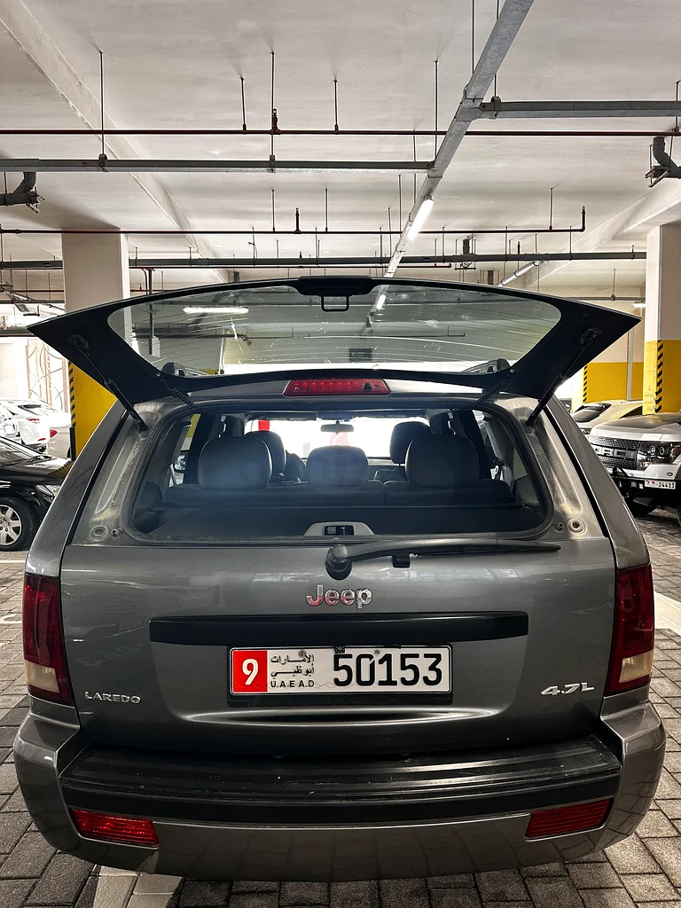جيب 4x4 V8 مع OBD63172196967553111