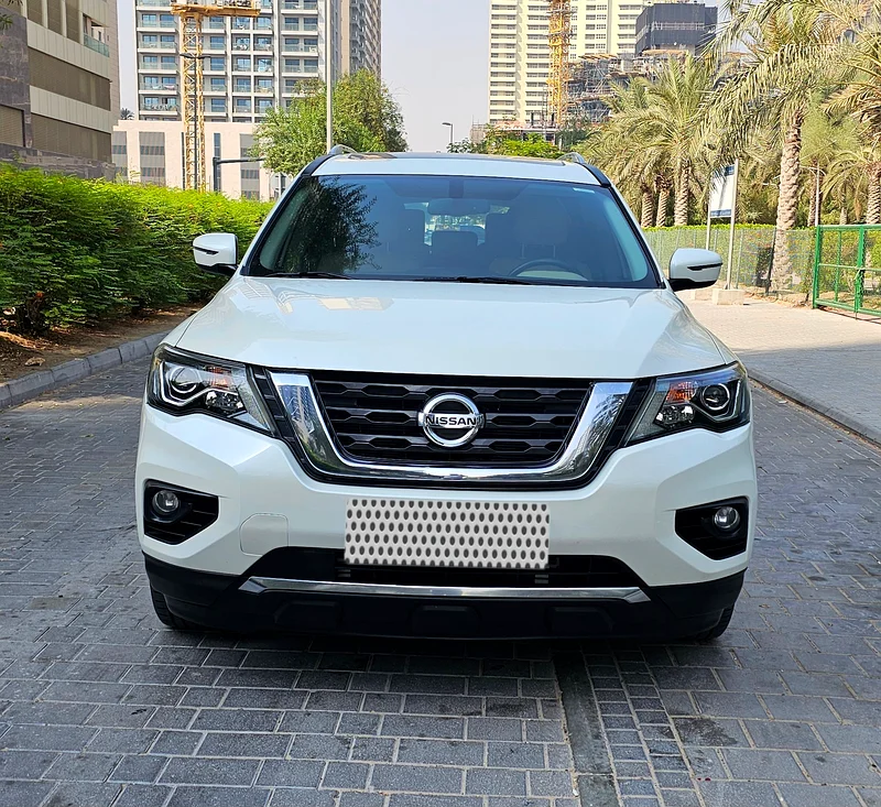 NISSAN PATHFINDER SV 4X4 # 2020 GCC # WELL MAINTAINED CAR FOR SALE63148166098945112