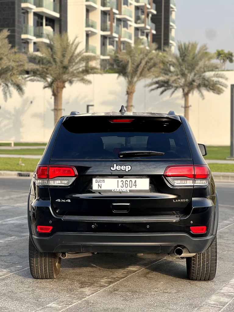 Jeep Grand Cherokee 202163225697613185114