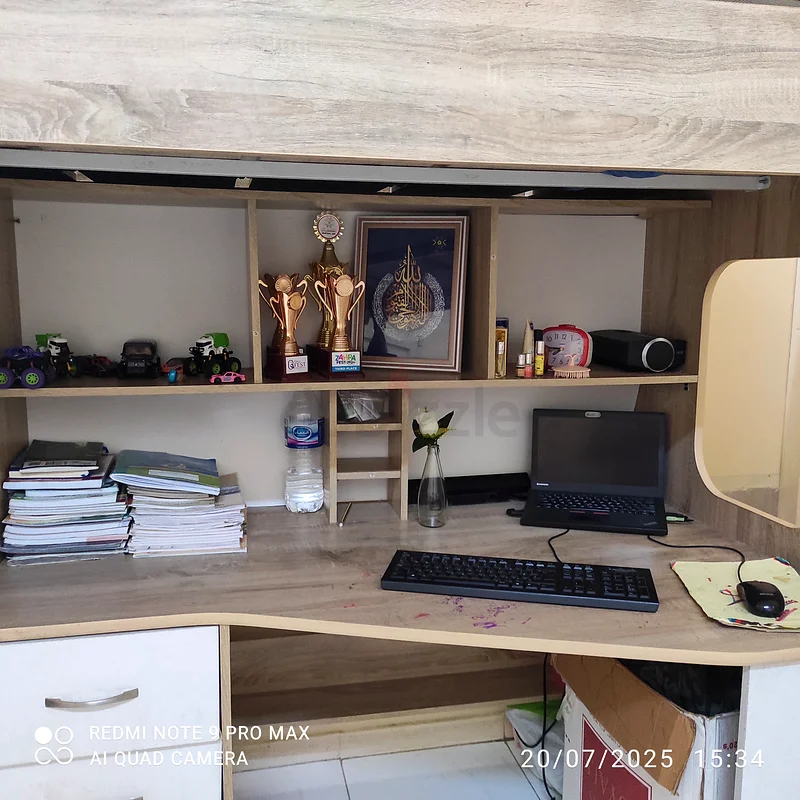 Stylish and Functional Study Loft Bed with Desk and Storage63218811933314113