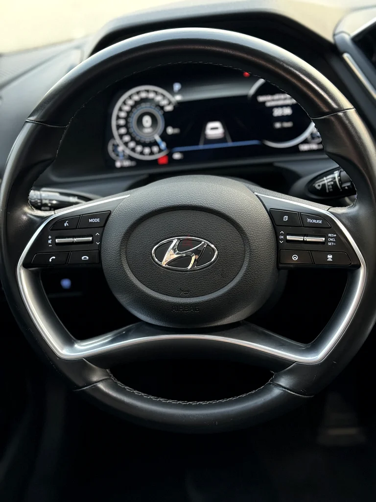 2021 Hyundai Sonata SEL – Panoramic Sunroof -  Excellent Condition63170388760707114