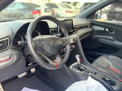 صورة 8 لـ 2019 Hyundai VELOSTER