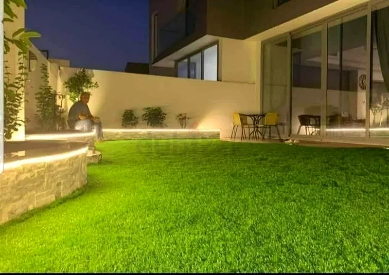 عمل تجديد الحديقة63220322011393110